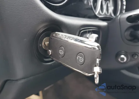 2012 Bentley Continental Gtc z USA, uszkodzony, nr VIN SCBGR3ZA0CC077183